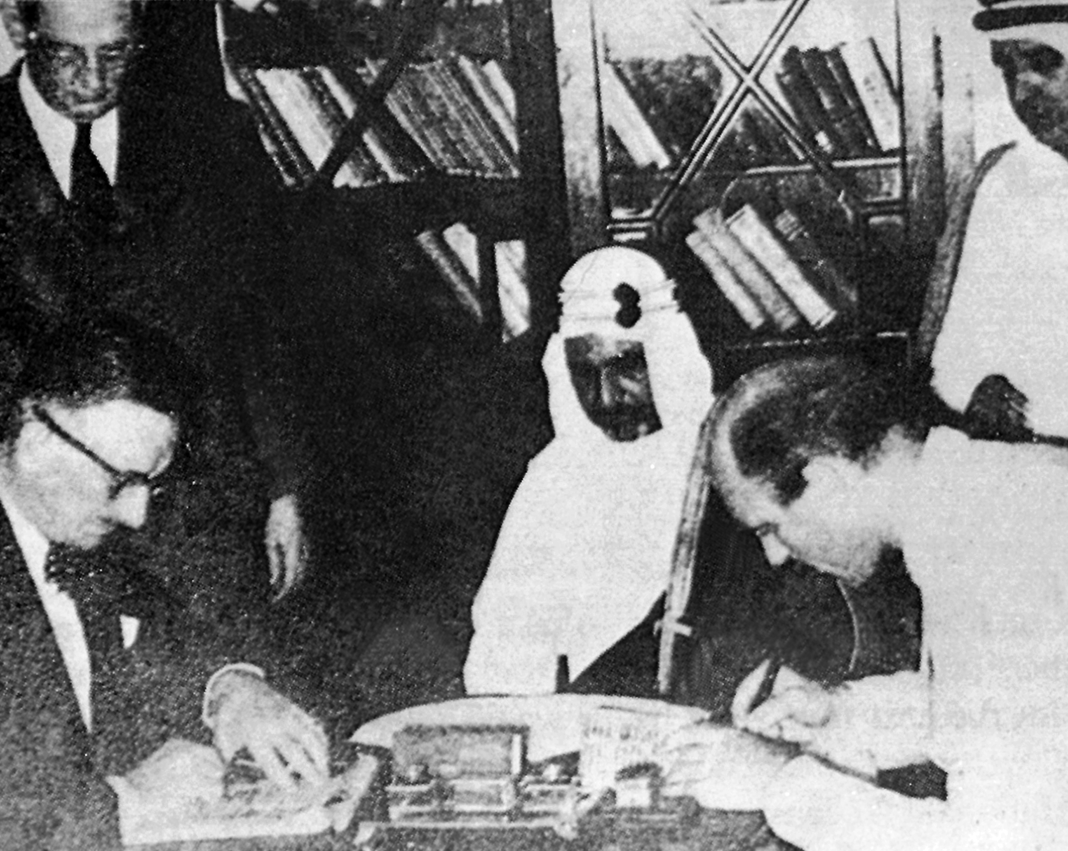 1934 Kuwait Oil Company formed by Anglo-Persian Oil Company.jpg